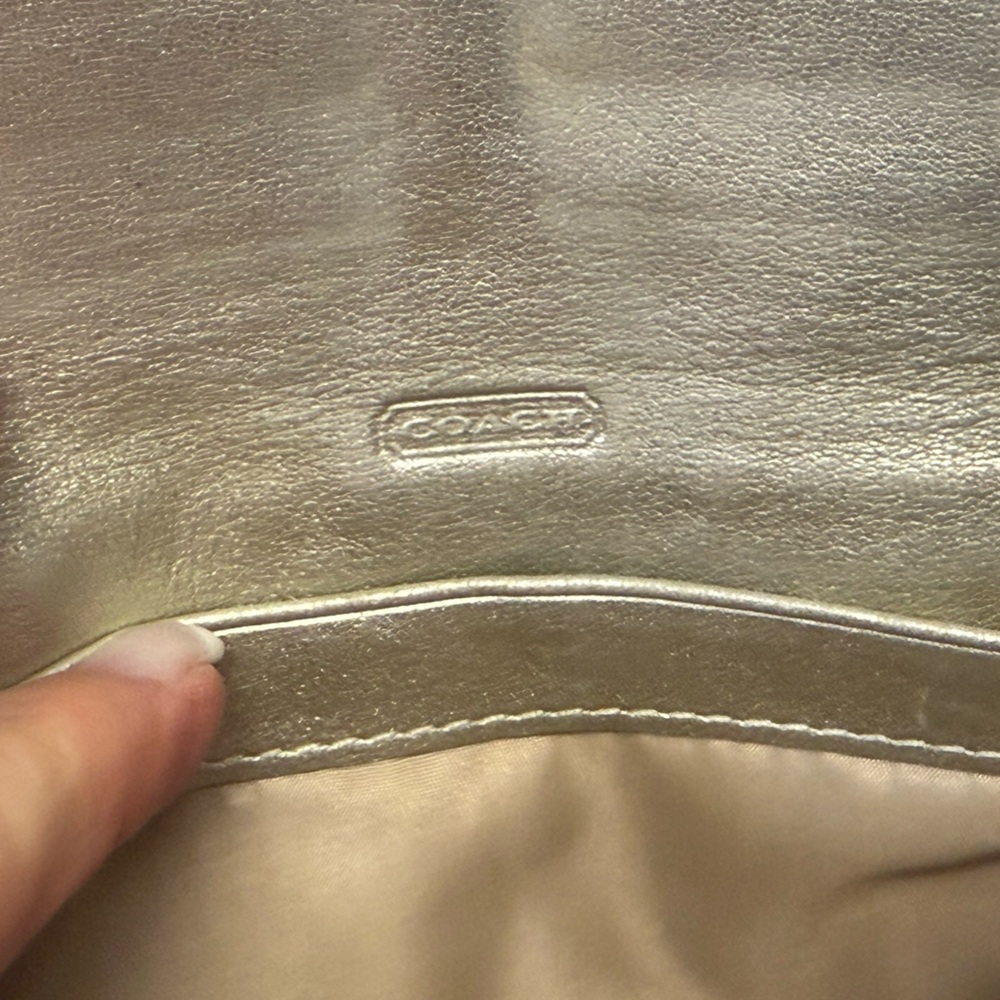 Coach Silver Wallet - Picture 8 of 9